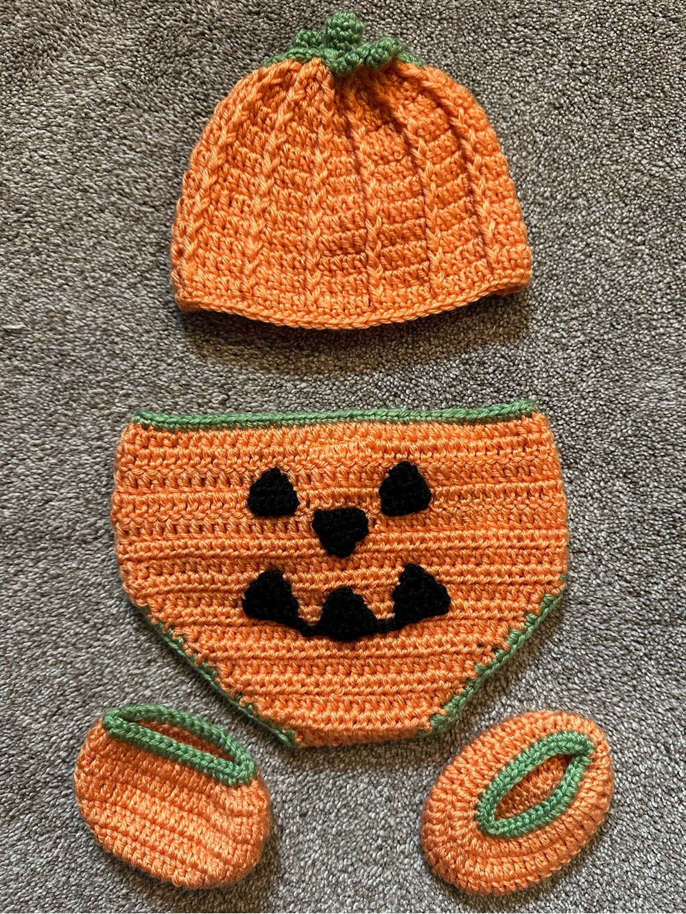 Infant (0-6m) Pumpkin Crochet Photoshoot Outfit